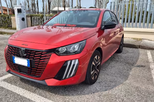 Peugeot 208 MK2 2024