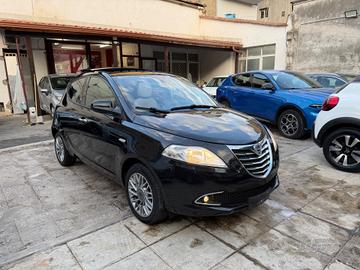 Lancia Ypsilon 1.3 MJT 16V 95 CV 5 porte S&S Plati
