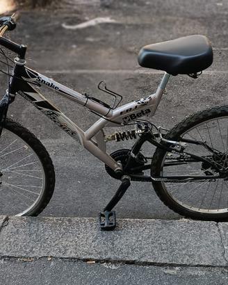Mountain Bike 26" Ammortizzata Frera Snake / Beta