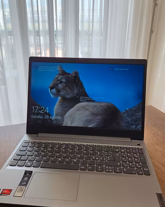 Laptop LENOVO  - 15"