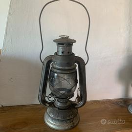 Antica lanterna a petrolio frowo n65