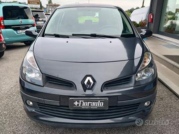 RENAULT Clio 1.2 16V 5p Confort X COMMERCIANTI