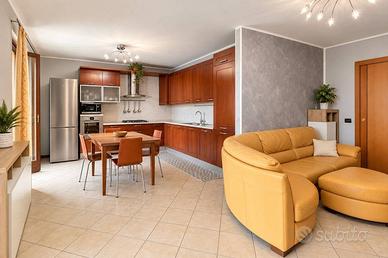 Attico / Mansarda di 120 m² con 4 locali e box aut