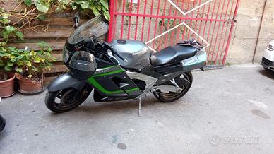 Kawasaki Tomcat ZX10