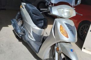 Scooter 150cc solo 9mila km