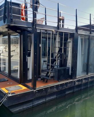 Houseboat