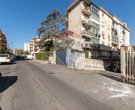 Garage/Box - Gravina di Catania