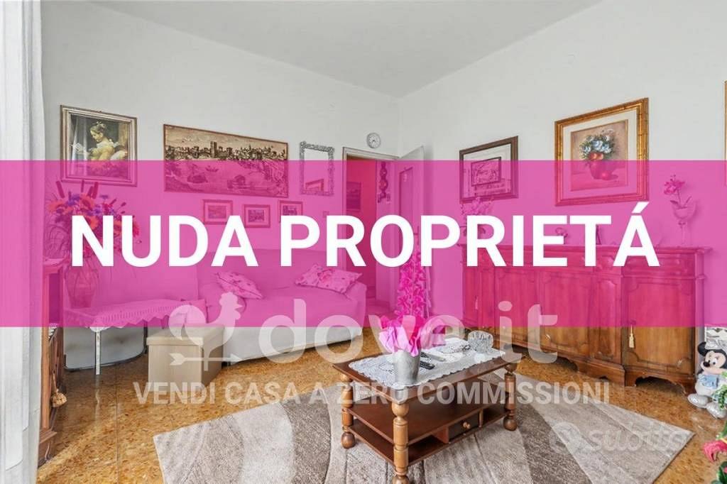 Appartamento di 100 m² con 3 locali a Verona