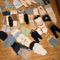 Lotto  completo di vestiti maschili 6-18 mesi