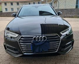 AUDI A4 5ª serie - 2017