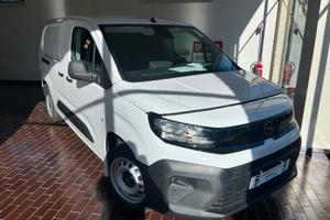 Stellantis Combo Cargo 1.5 100cv s&s L2 12/25 km0