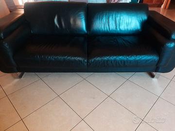 Divano in vera pelle