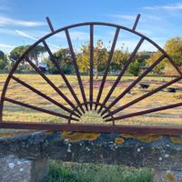Rostro in ferro battuto