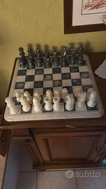 Scacchiera in pietra