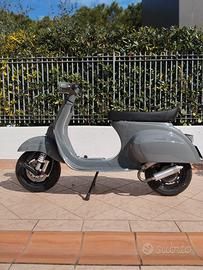 Vespa 50 Special Elaborata