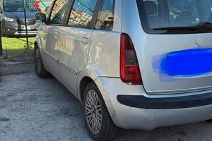 Lancia Musa 1300 multi jet 