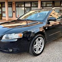 AUDI A4 AVANT 2.5TDI V6