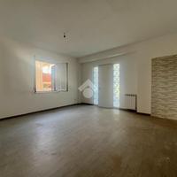 3 LOCALI A GIUGLIANO IN CAMPANIA