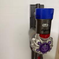 Dyson v8 absolute
