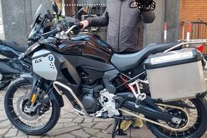 Bmw f900 gs Adventure