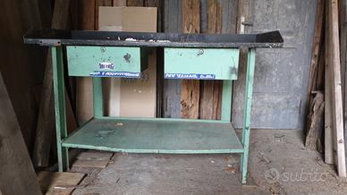 banco da lavoro in ferro officina