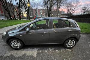 Fiat punto buone condizioni Milano sud