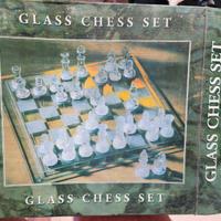 Glass chest set