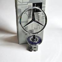 Stella stemma Mercedes Cofano Anteriore
