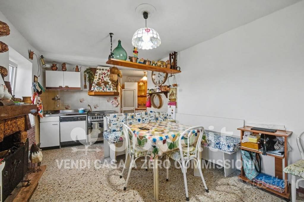 Appartamento – Follo, Vicchieda - Altro
