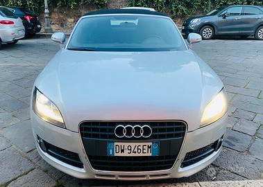 Audi tt roadster 200cv