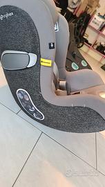 Seggiolino Cybex con base iisofix