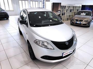 Lancia Ypsilon 0.9 TwinAir 70 CV 5 PORTE Meta...