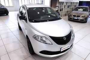 Lancia Ypsilon 0.9 TwinAir 70 CV 5 PORTE Meta...