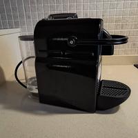 Macchina caffè espresso Nespresso De Longhi nera