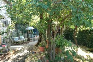 Villetta indipendente immersa nel verde - Licenza