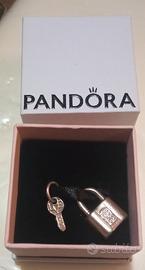 Lucchetto con chiave originale Pandora