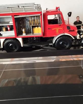 ModelModelino Camion Vigili del Fuoco Unimog Metz 