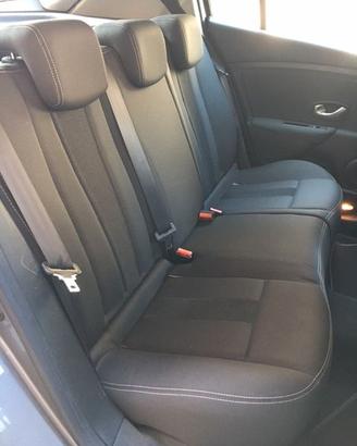 RENAULT MEGANE III RICAMBI