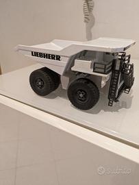 Siku 1807 Liebherr  T264 