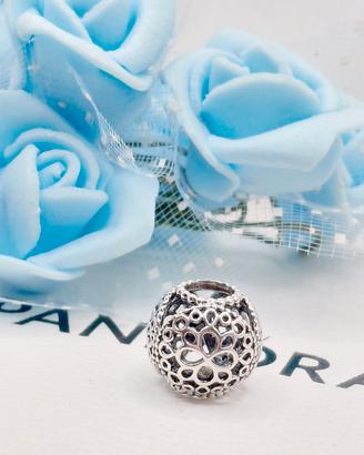 Charm originale Pandora Openwork floreale
