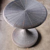 Tavolino in fil di ferro