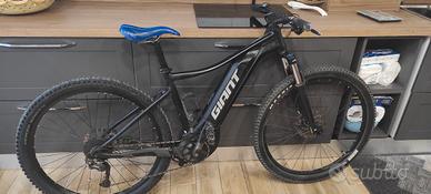 bicicletta elettrica uomo taglia M usata 