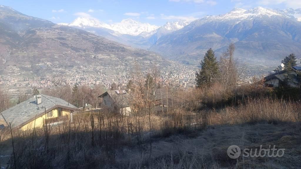Terreno di 1270 m² a Gressan - Vista 2