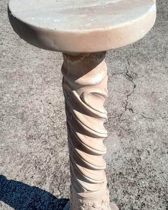colonna in gesso 