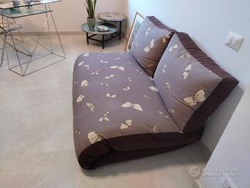 Futon  - configurazione letto e divano -