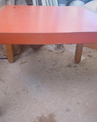 Tavolino stile vintage