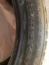 Bridgestone 245/40 R19 94w estivi