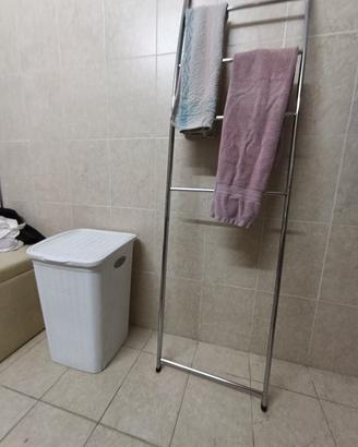 Scala porta asciugamani bagno