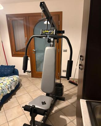 macchina multifunzionale per palestra
