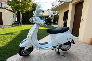 Piaggio Vespa LX 125 i.e. 4T